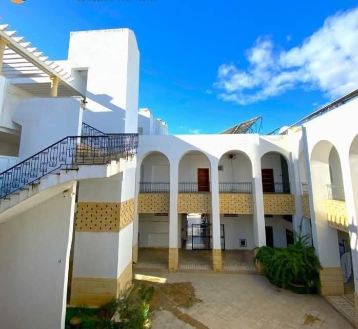 الحمامات Residence Aladin المظهر الخارجي الصورة